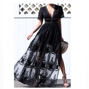 Lace Plunging V Neck Sheer Beautiful Maxi Dress Black Small